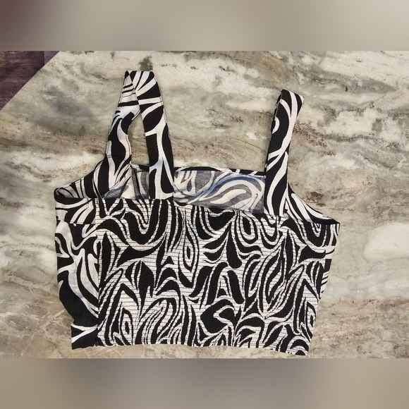 Rachel Zoe 2 Piece Zebra Leaf Print Crop Top And skirt Set Large! - Picture 6 of 11